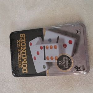 DOUBLE SIX DOMINOES  NWT FREE SHIPPING